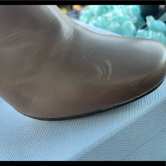 Prada Gray Leather Block-Heeled, Buckled Bootie.  Size 38-1/2 - Picture 8 of 10